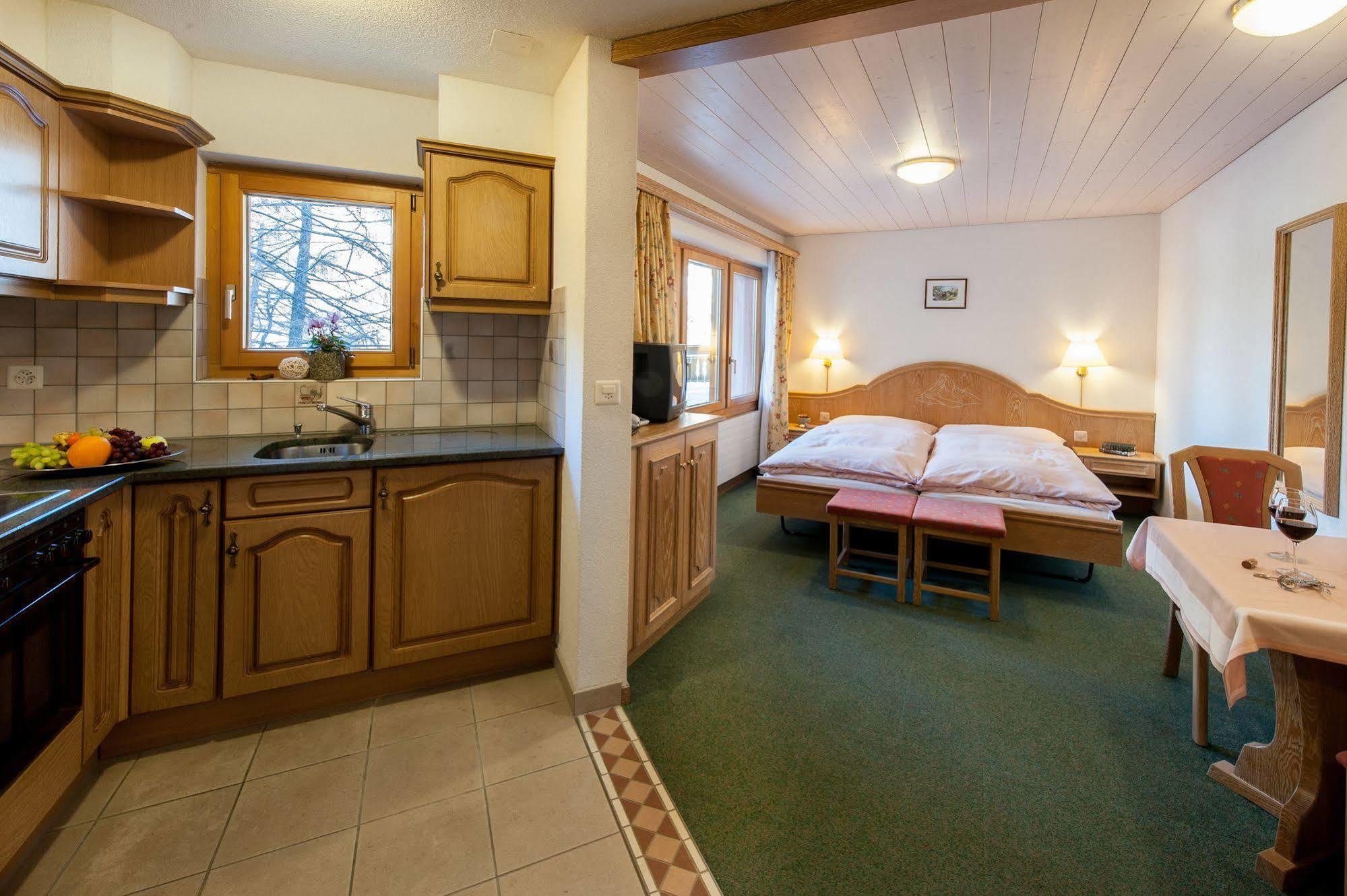 Appartements Zermatt Paradies Dış mekan fotoğraf